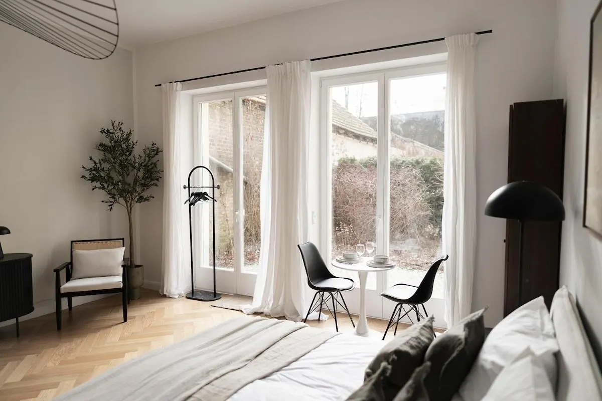 Design Apartment With Garden Berlin
