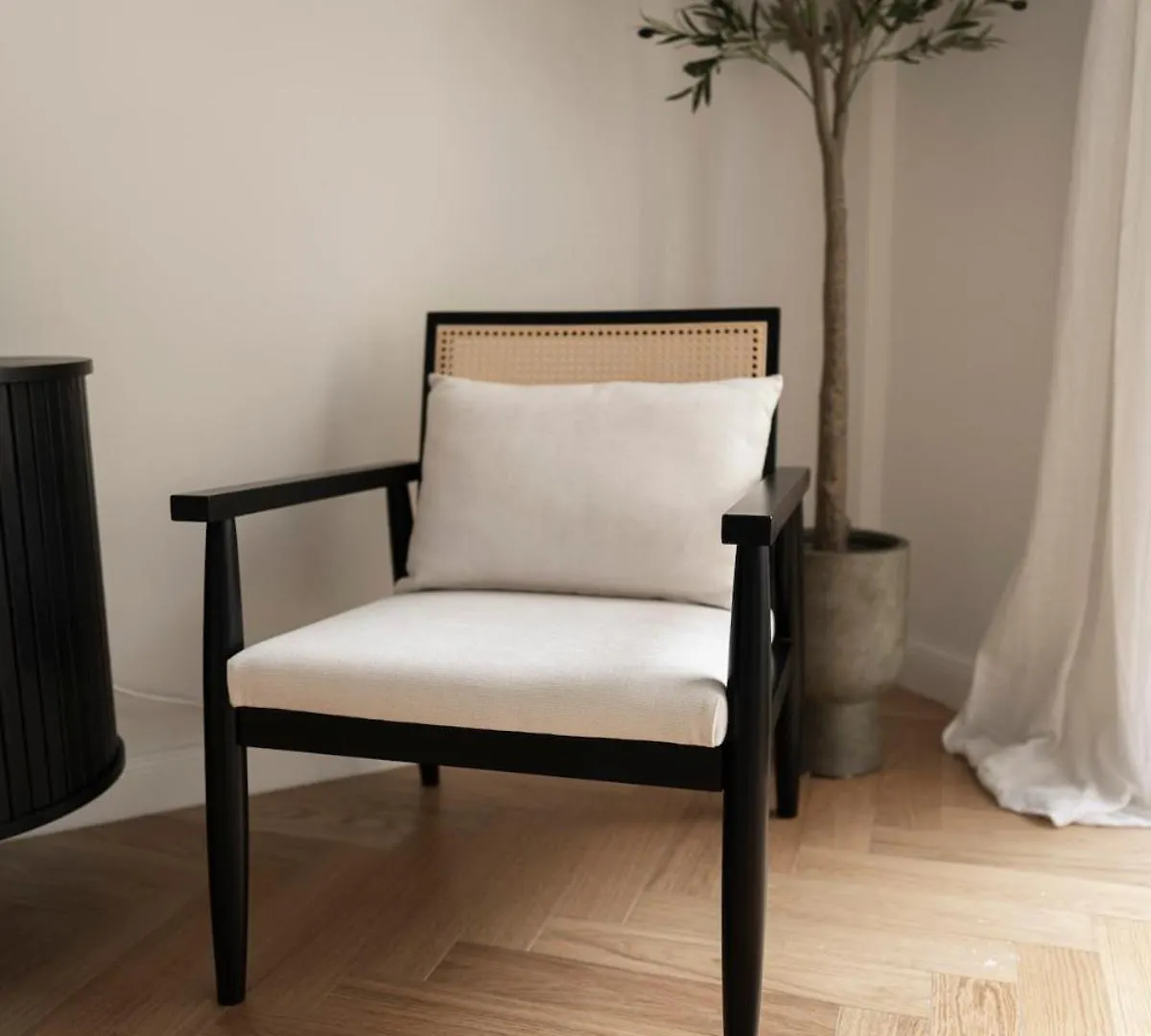 Design Apartment With Garden برلين